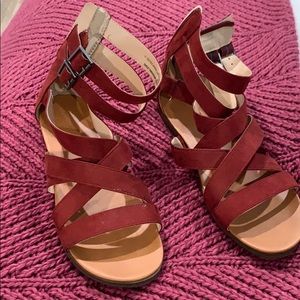 GLADIATOR SANDALS